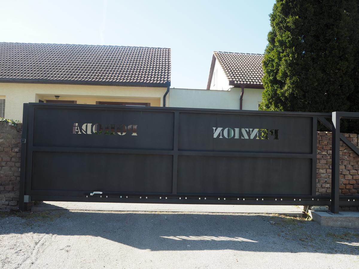 Penzion Pohoda Lednice Exterior foto